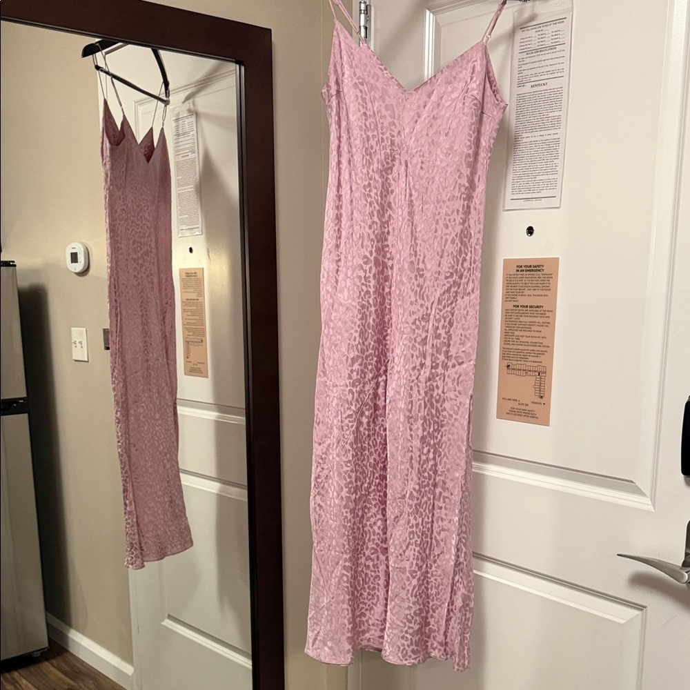 Line & Dot Dusty Pink Leopard-Print Slip